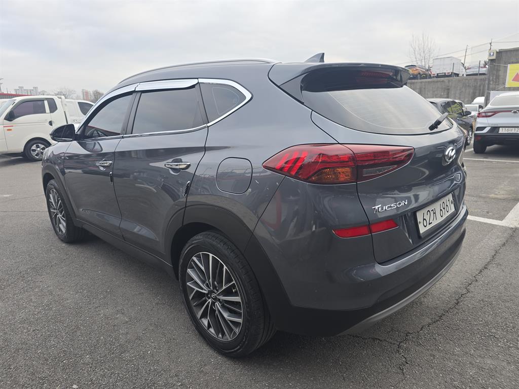 HYUNDAI Tucson - Vista 4