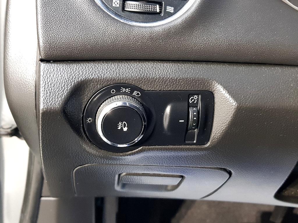 Chevrolet Cruise - Vista 12