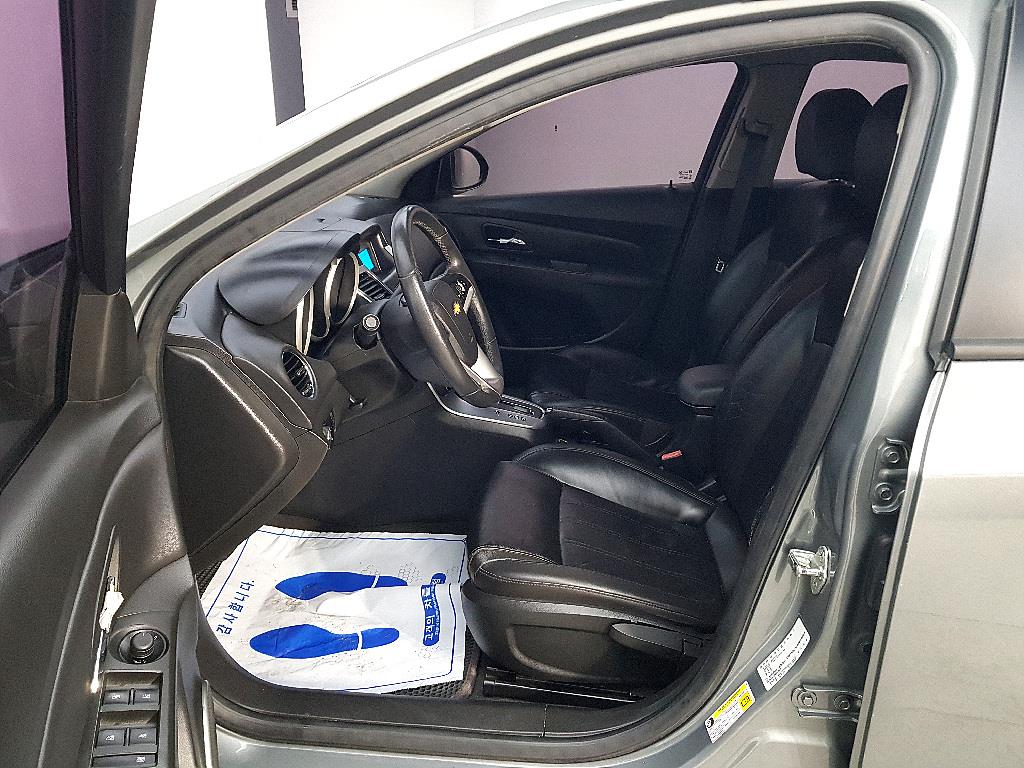 Chevrolet Cruise - Vista 8