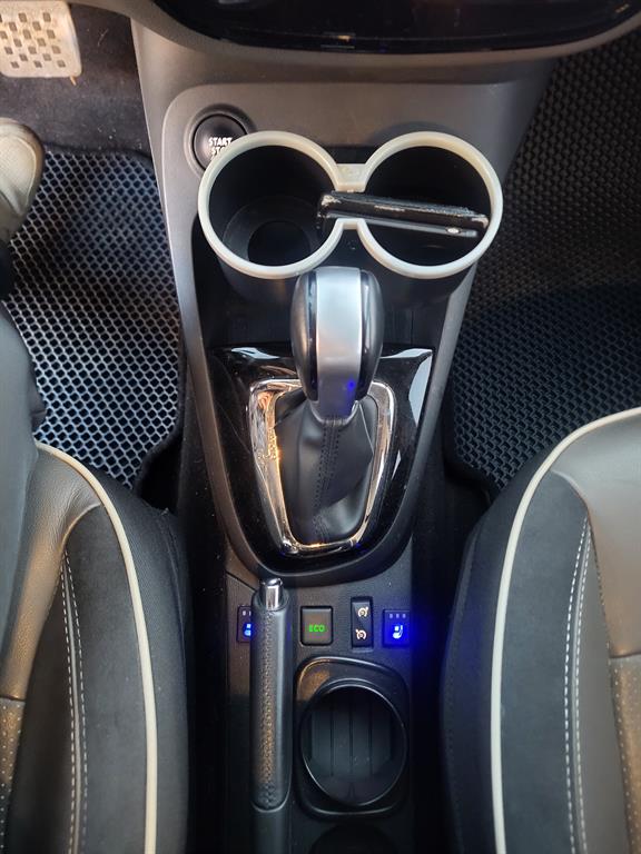 SAMSUNG QM3 - Vista 9