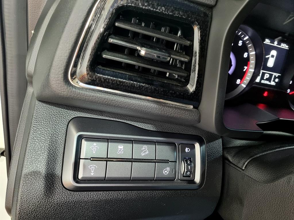 Ssangyong Tivoli - Vista 12