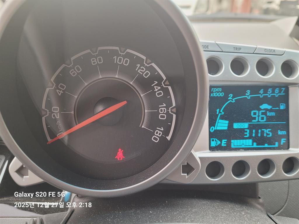 Chevrolet Spark - Vista 10