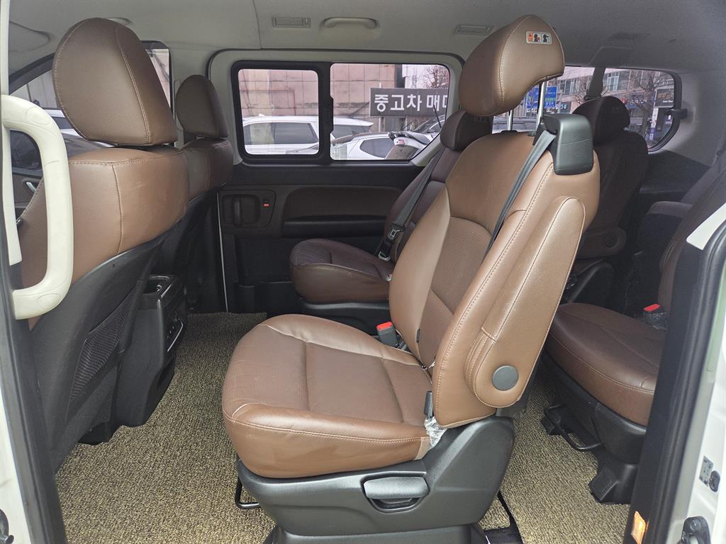 HYUNDAI Starex 2019 Blanco - Importación desde Corea - HF Imports Iquique - Foto 13