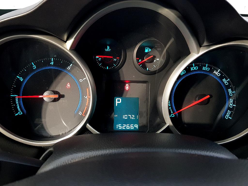 Chevrolet Cruise - Vista 7