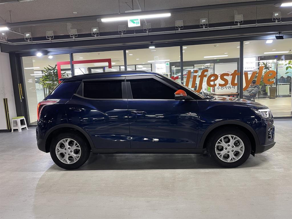 Ssangyong Tivoli - Vista 4