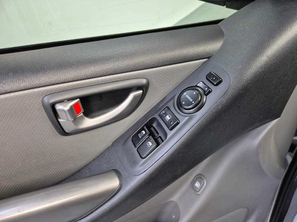 HYUNDAI Starex 2014 Gris - Importación desde Corea - HF Imports Iquique - Foto 17