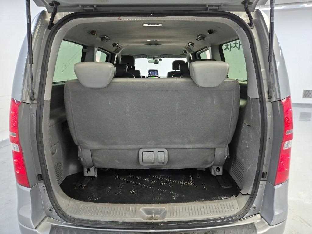 HYUNDAI Starex 2014 Gris - Importación desde Corea - HF Imports Iquique - Foto 18