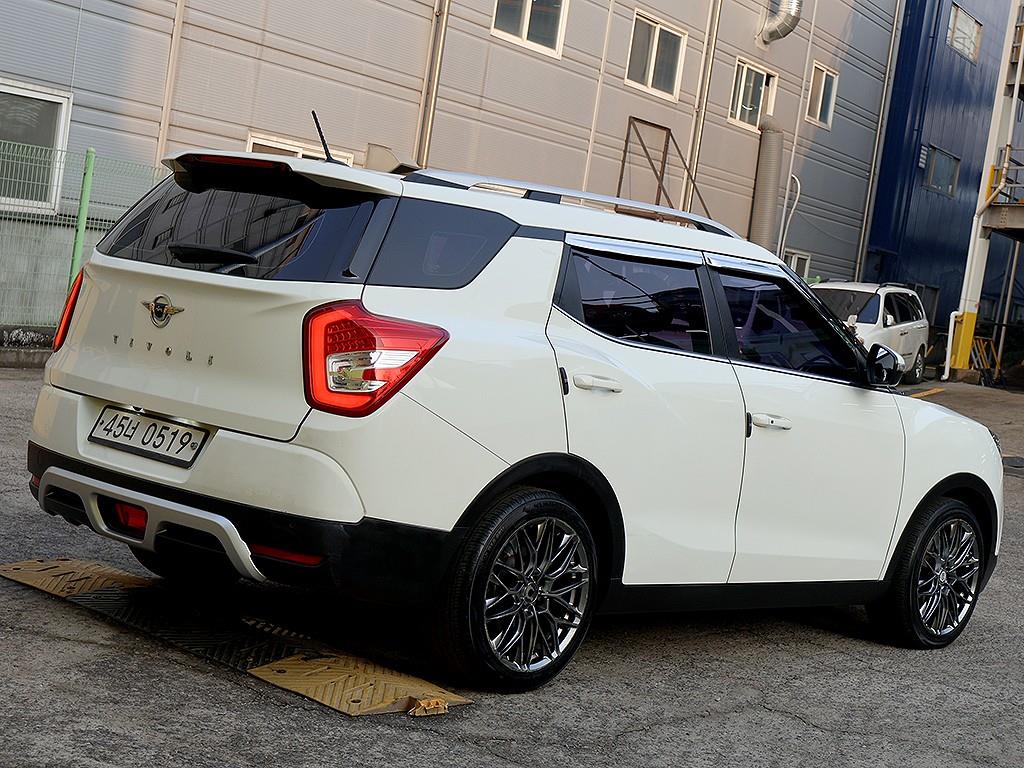 Ssangyong Tivoli - Vista 7