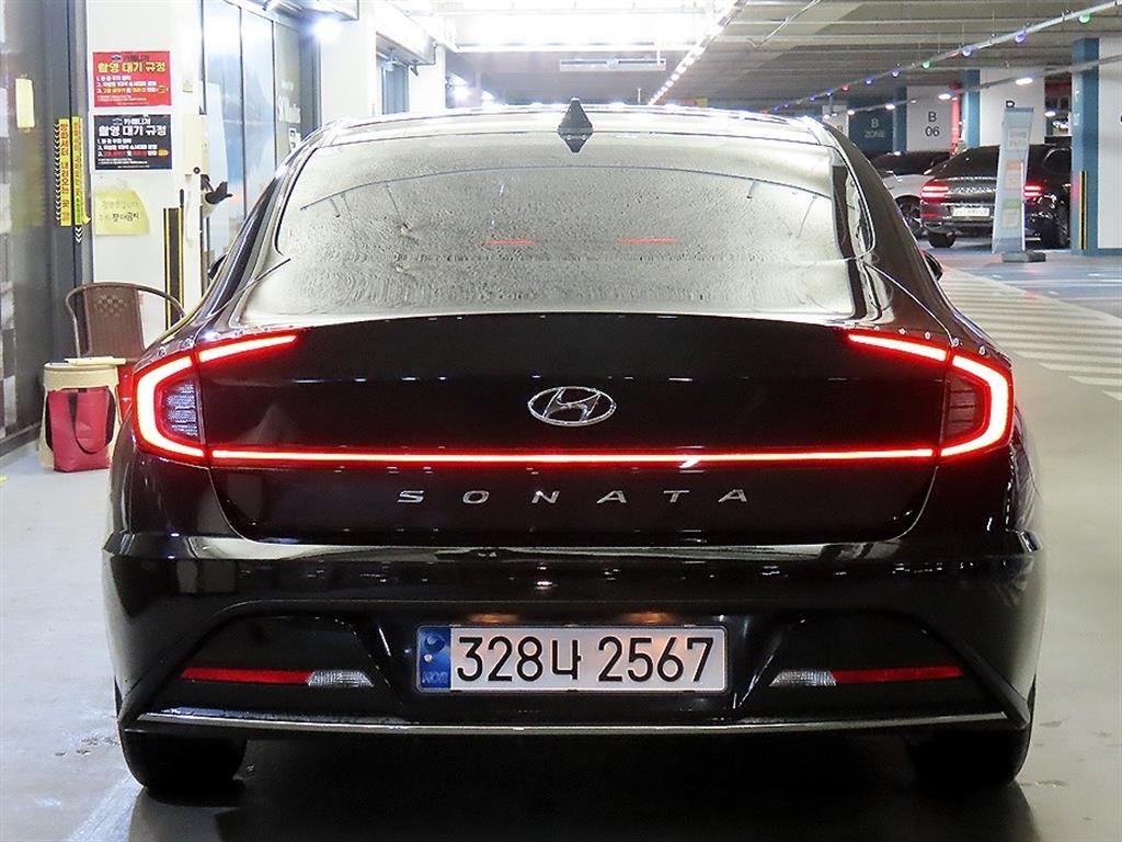 HYUNDAI Sonata - Vista 5