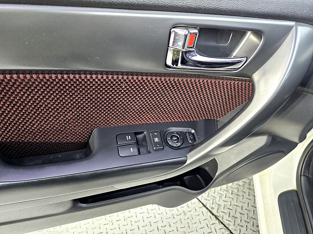 KIA Forte - Vista 11