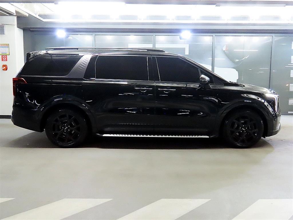 KIA Carnival - Vista 3