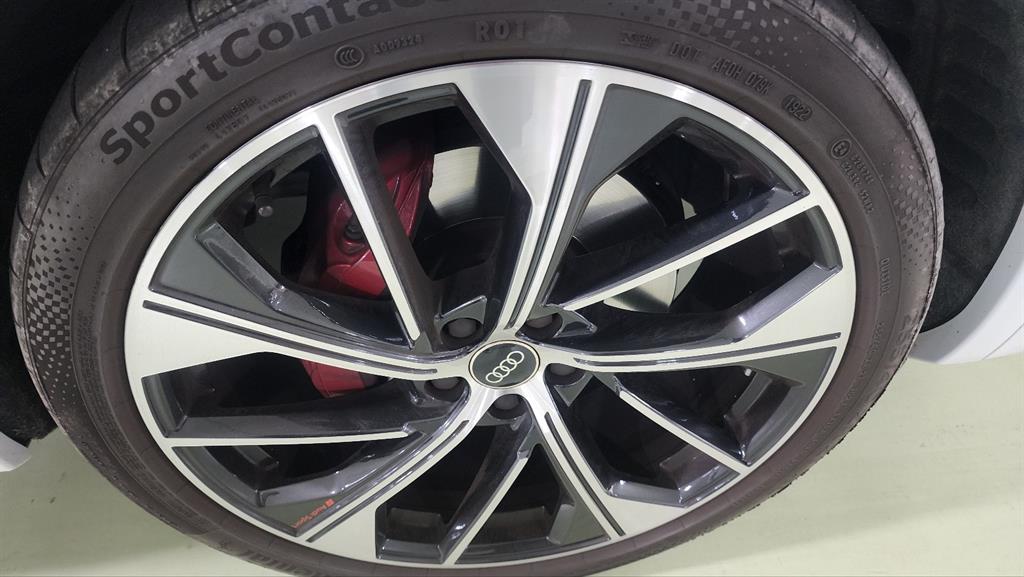 Audi SQ5 2023 Blanco - Importación desde Corea - HF Imports Iquique - Foto 14