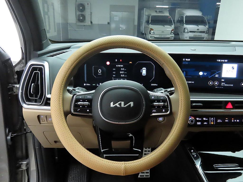 KIA Sorento - Vista 8