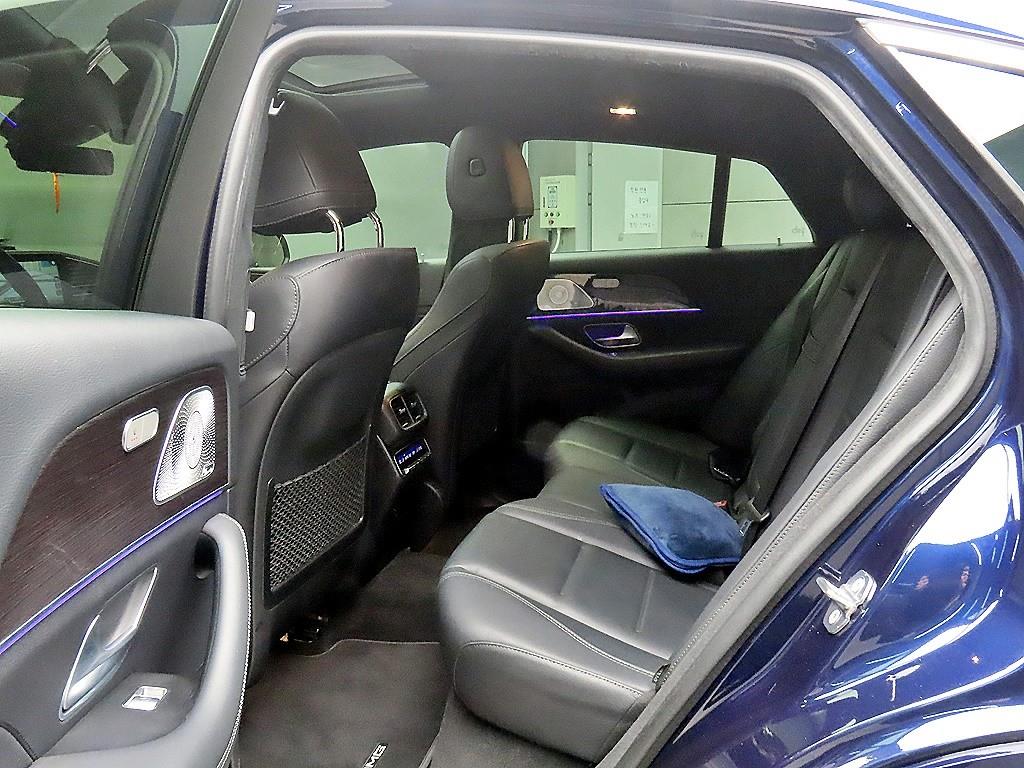 Mercedes Benz GLE Class - Vista 6