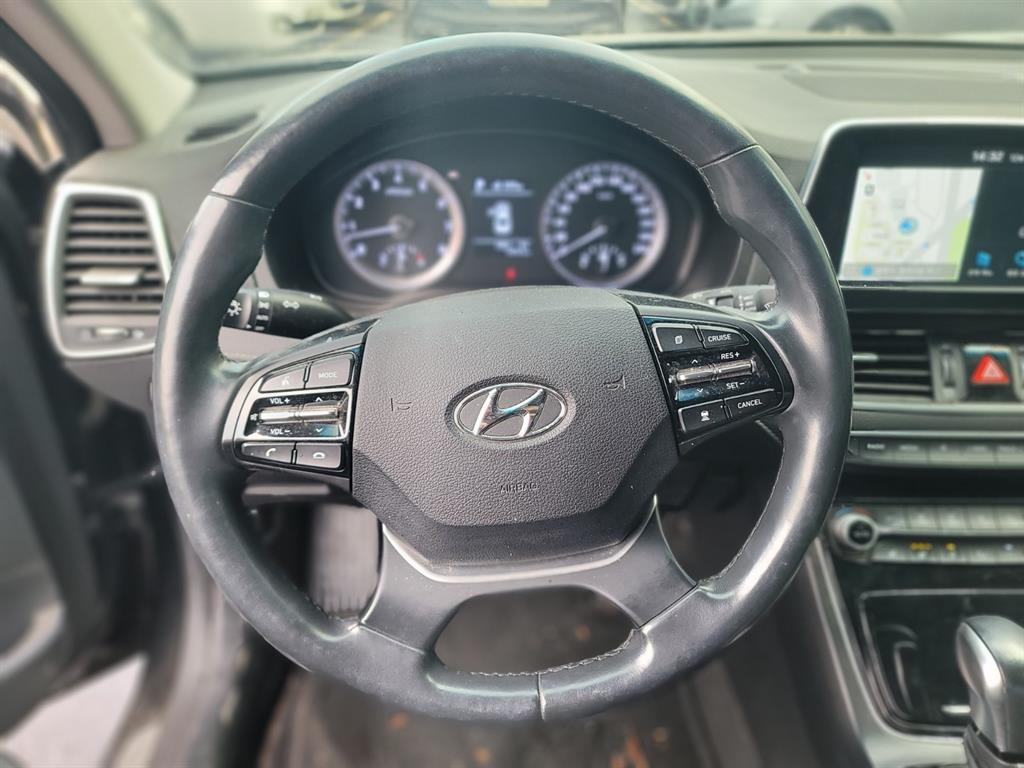 HYUNDAI Grandeur - Vista 9