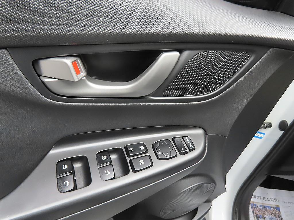 HYUNDAI Kona 2018 Blanco - Importación desde Corea - HF Imports Iquique - Foto 12