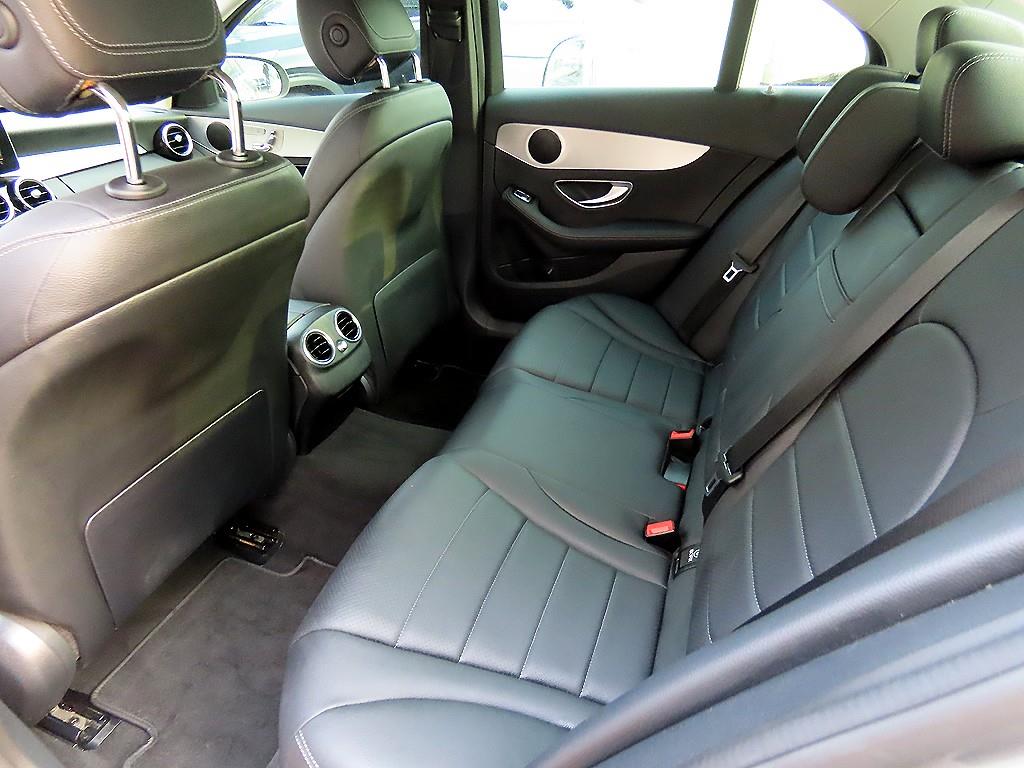 Mercedes Benz C Class - Vista 6