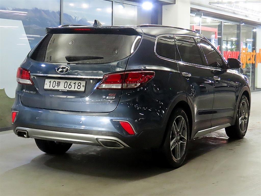 HYUNDAI Maxcruz - Vista 4