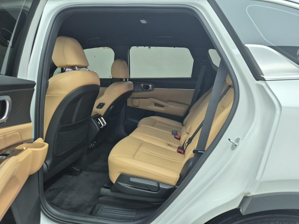 KIA Sorento - Vista 12