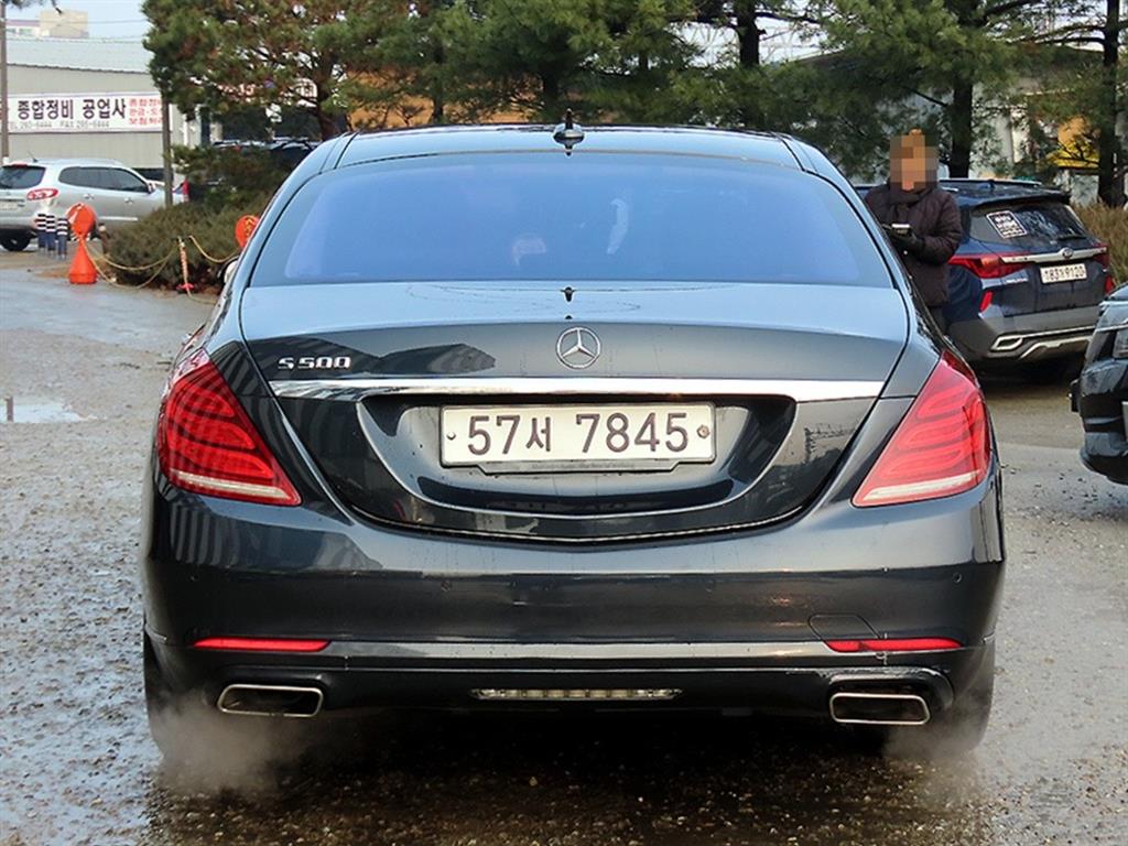Mercedes Benz S Class - Vista 4