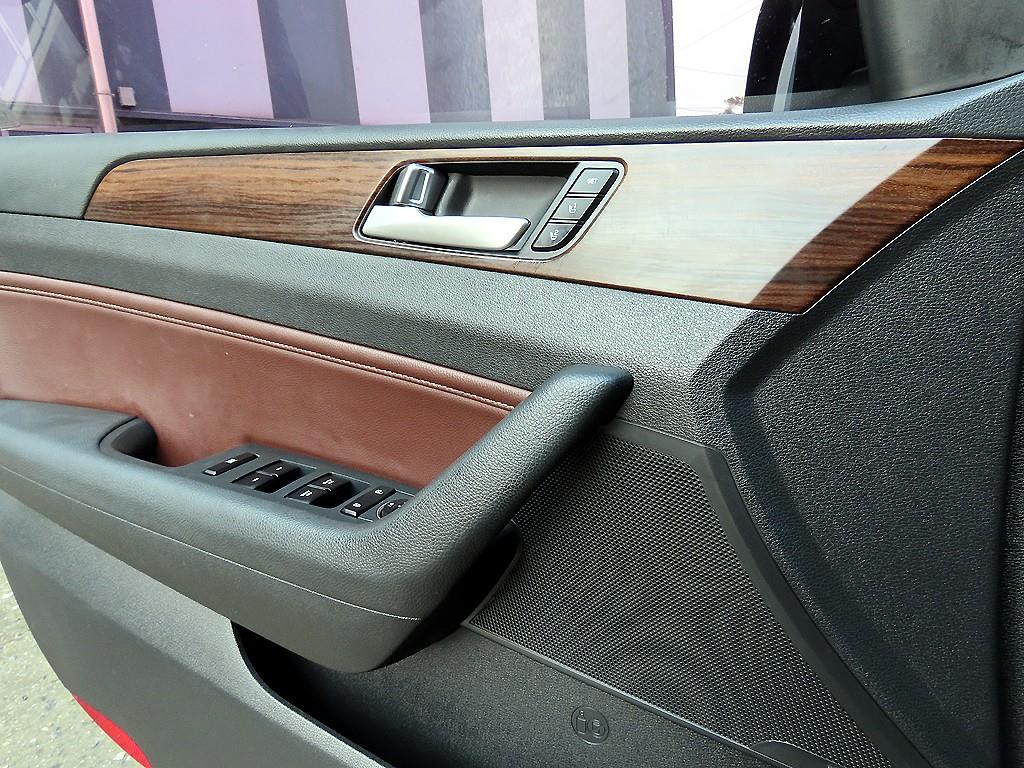 HYUNDAI Sonata - Vista 11