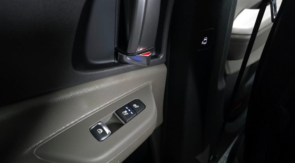 KIA Carnival - Vista 3