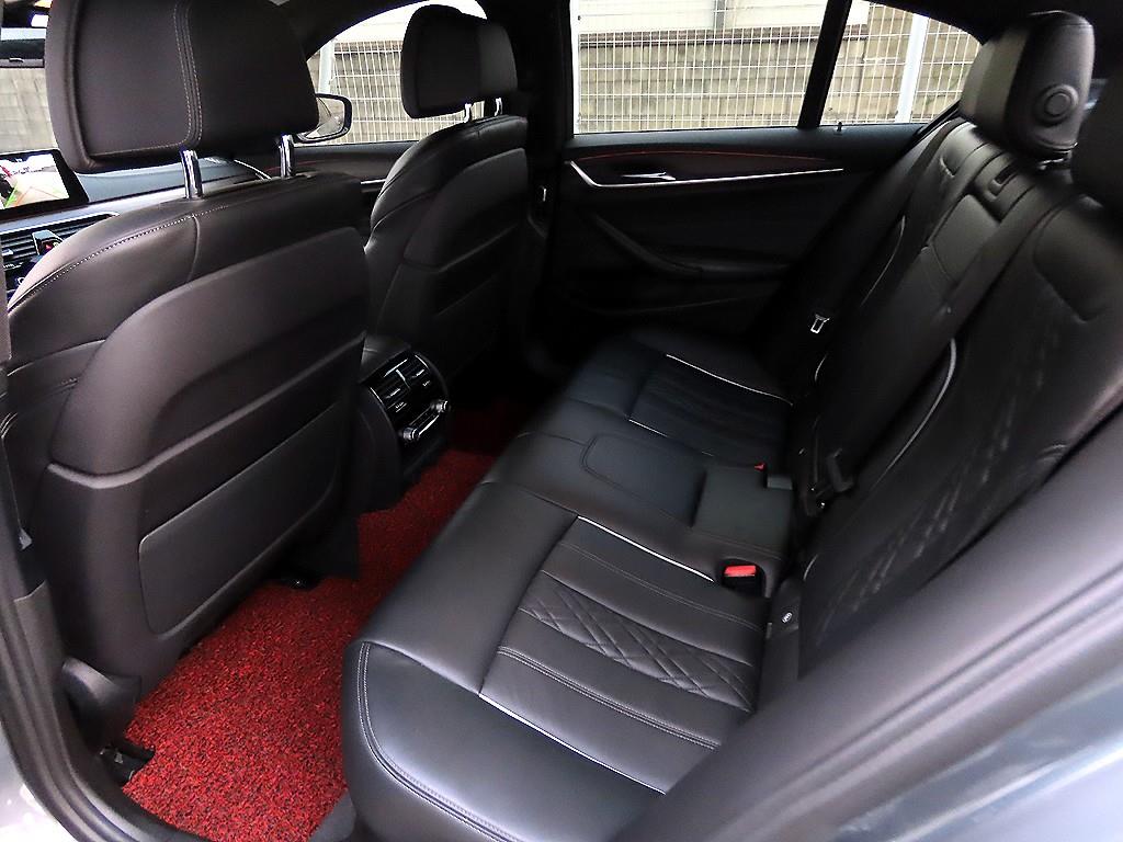 BMW 5 Series - Vista 6