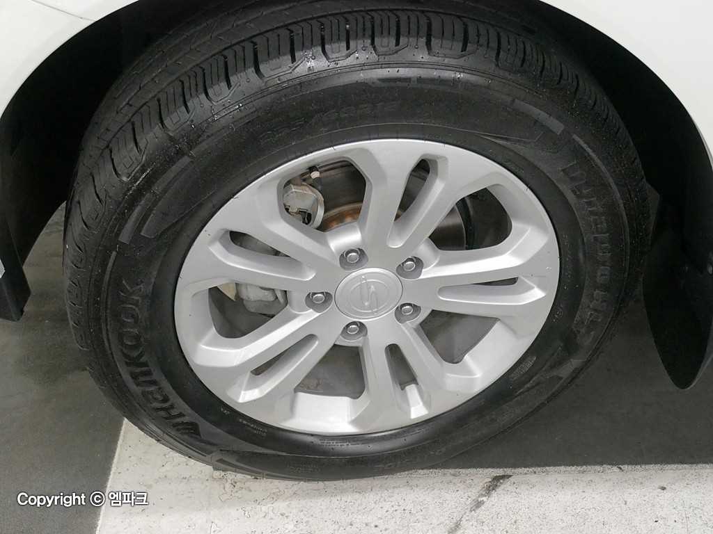 Ssangyong Korando 2018 Blanco - Importación desde Corea - HF Imports Iquique - Foto 18