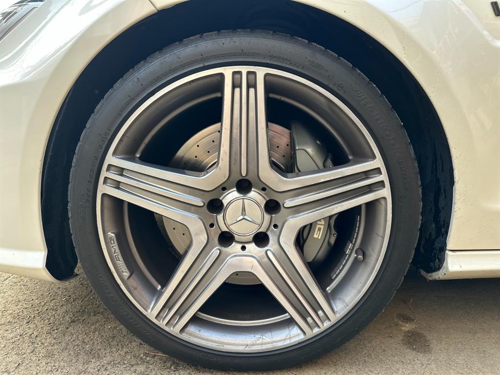 Mercedes Benz CLS Class - Vista 6