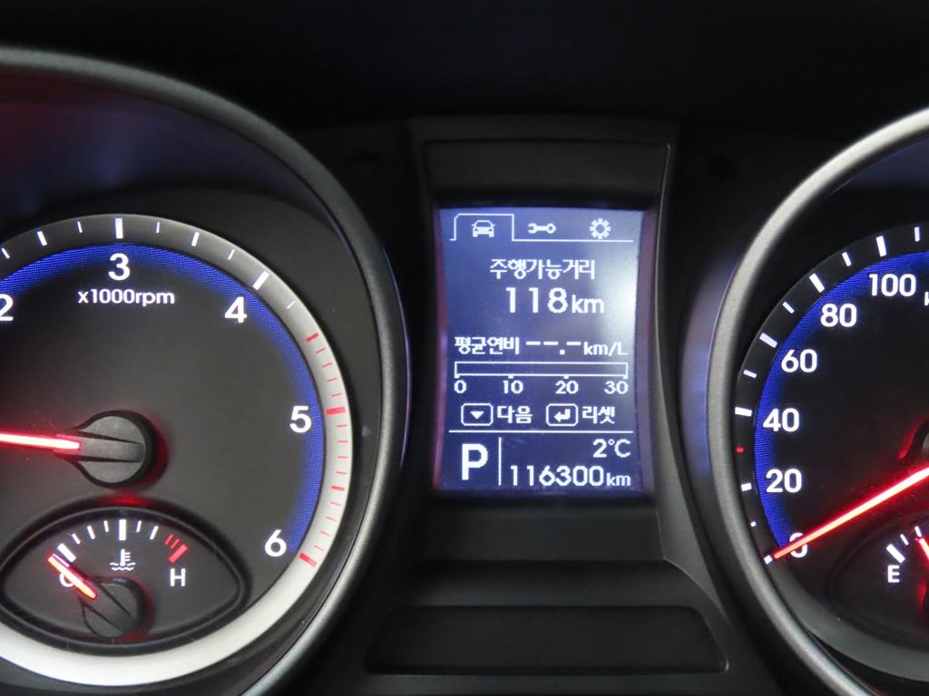 HYUNDAI Santa Fe - Vista 8