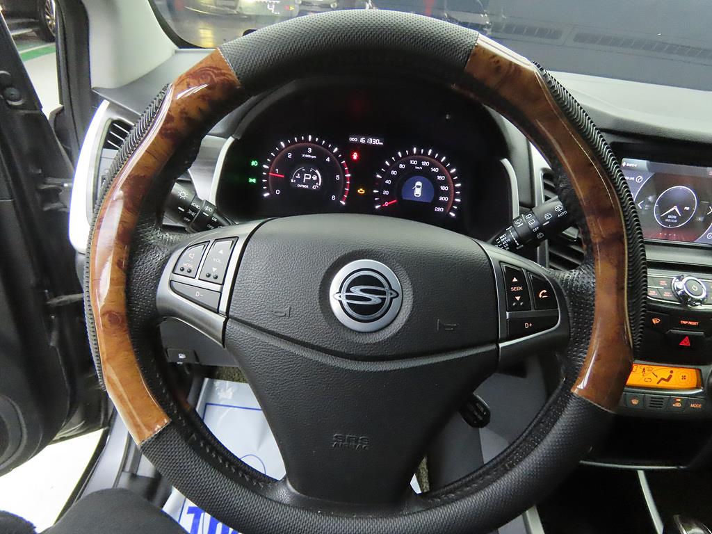 Ssangyong Korando - Vista 8