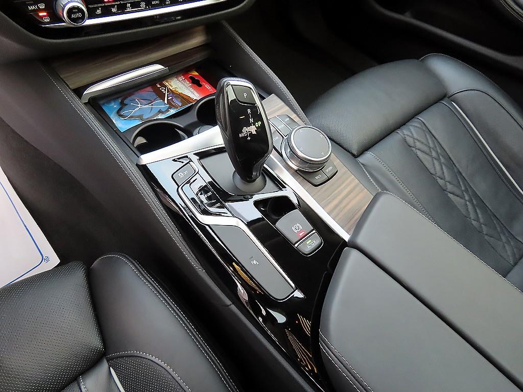 BMW 5 Series - Vista 11