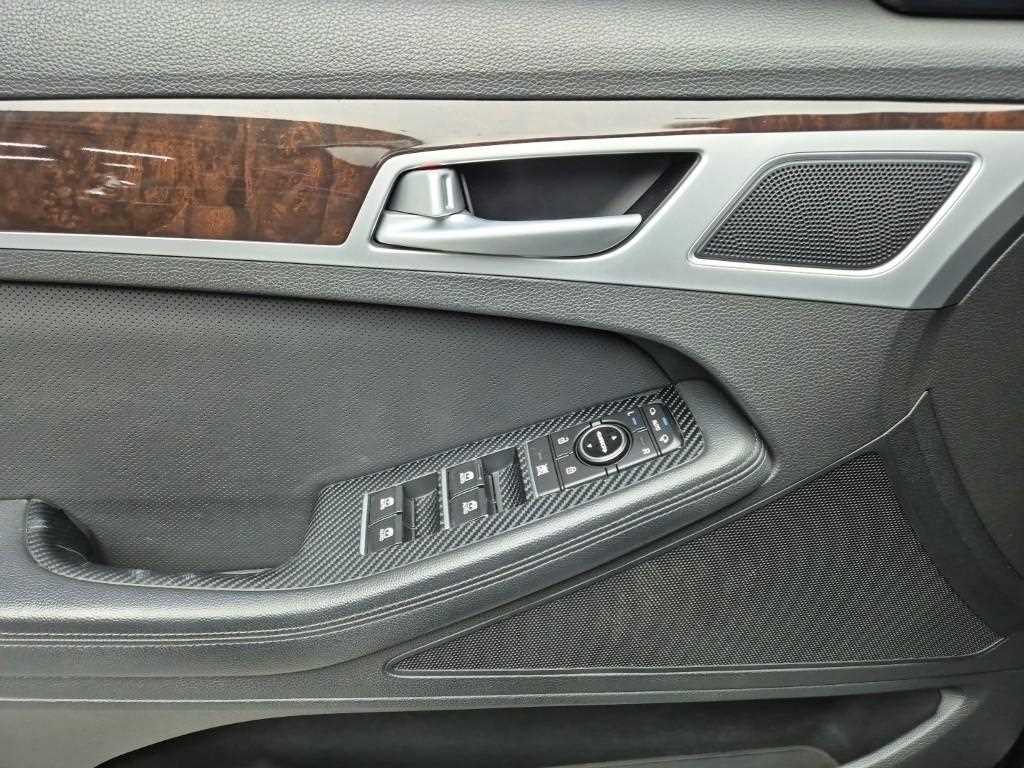 HYUNDAI Genesis 2014 Negro - Importación desde Corea - HF Imports Iquique - Foto 18