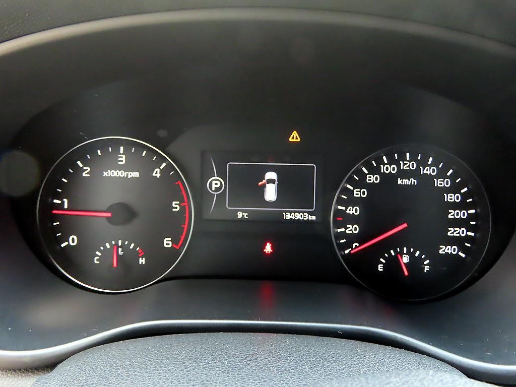 KIA Sportage - Vista 9
