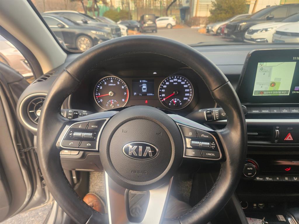 KIA K3 2019 Gris - Importación desde Corea - HF Imports Iquique - Foto 18