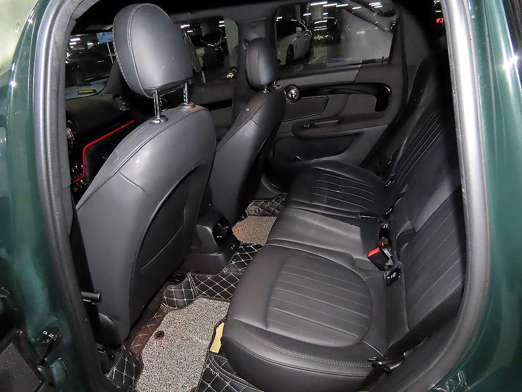 Mini Countryman - Vista 7