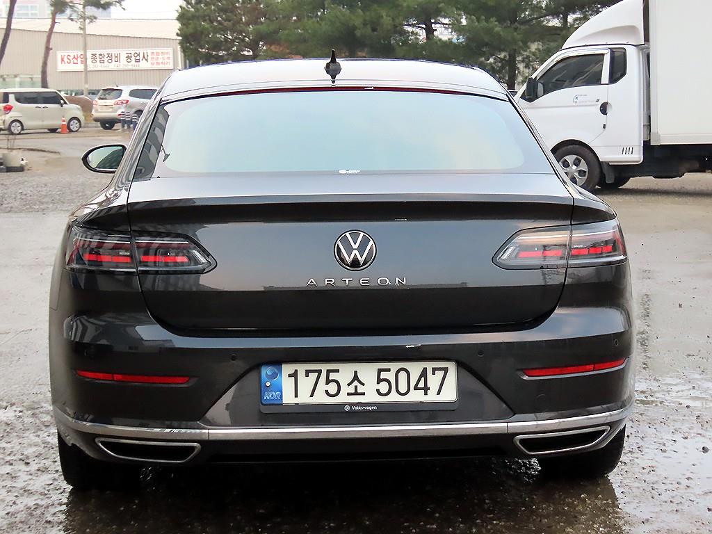 Volkswagen Arteon - Vista 4