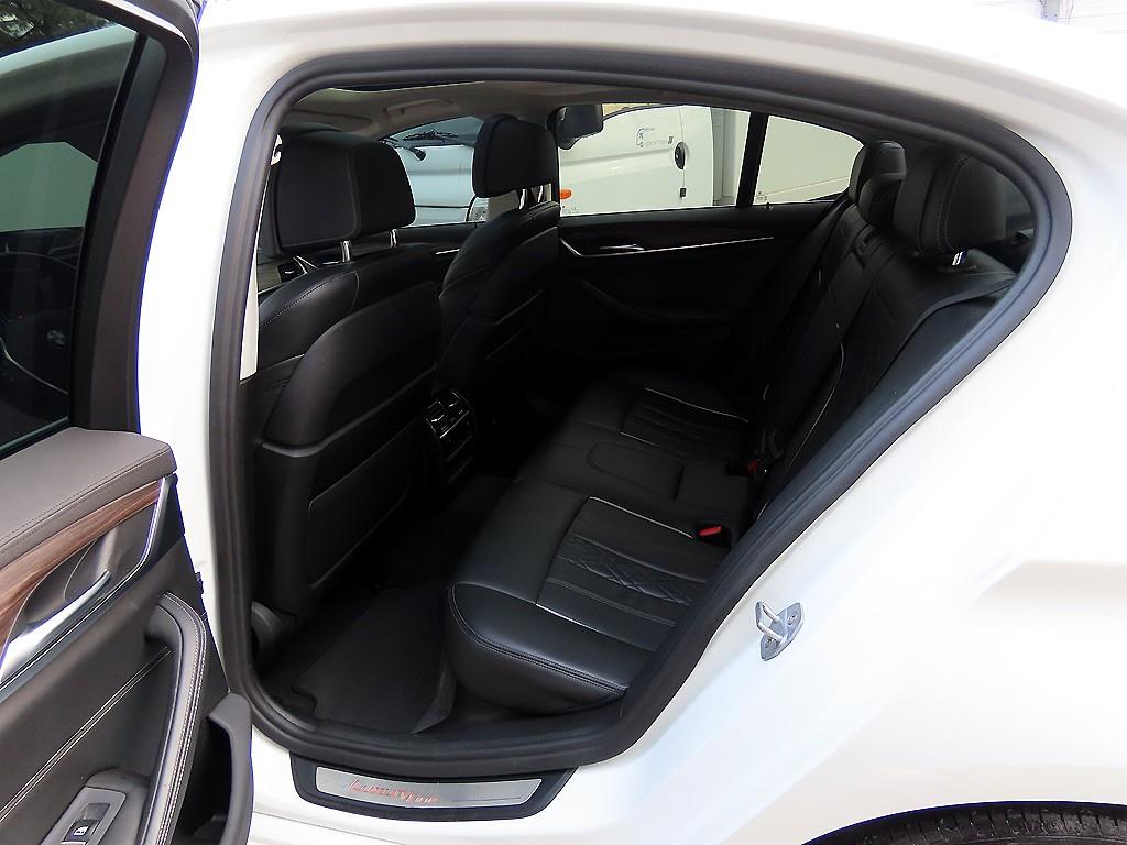 BMW 5 Series - Vista 6