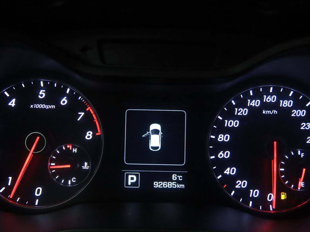 HYUNDAI Veloster - Vista 8