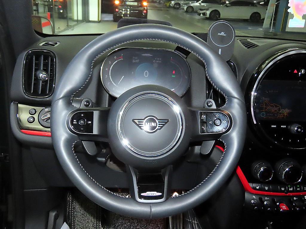 Mini Countryman - Vista 8