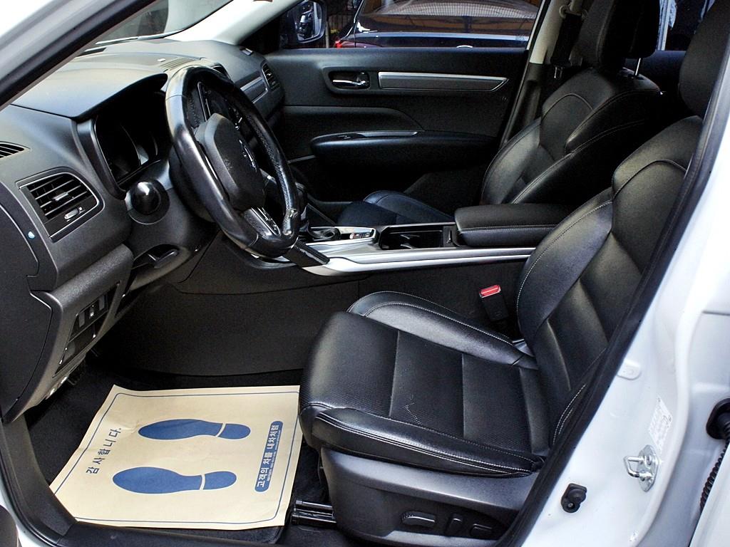 SAMSUNG QM6 - Vista 9