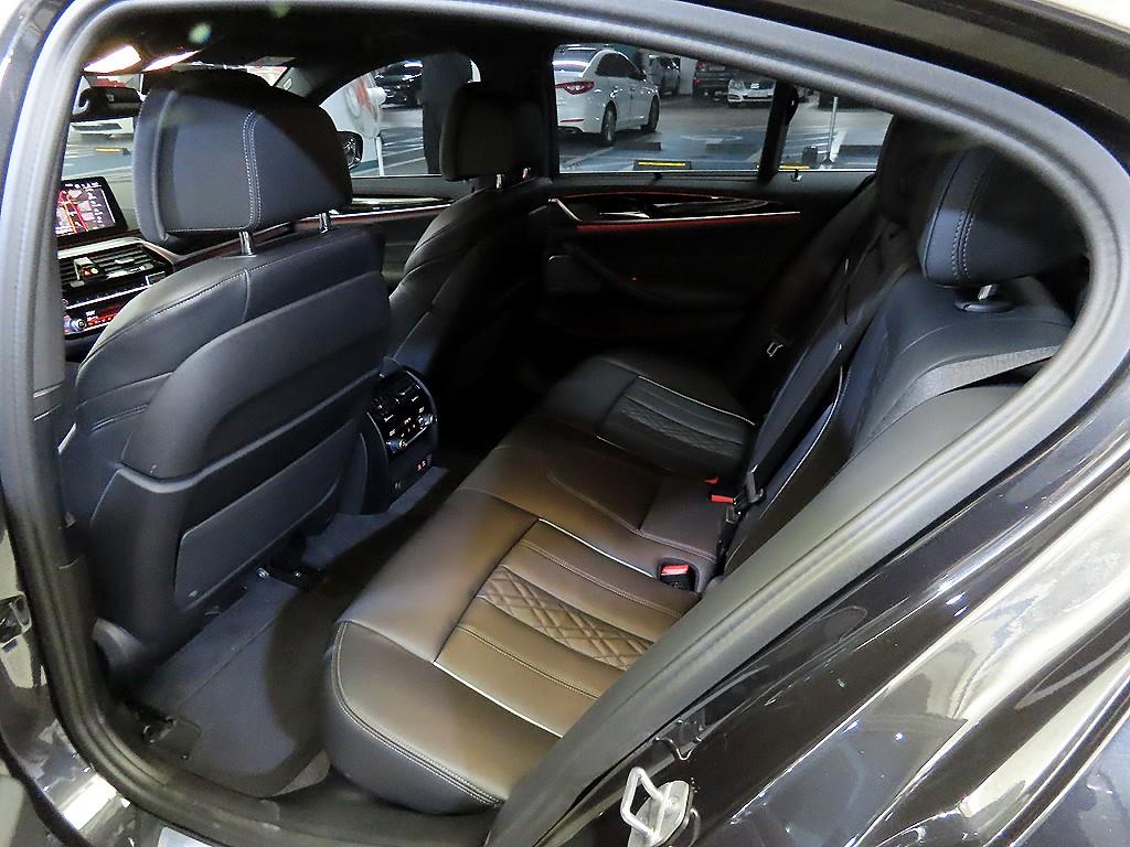 BMW 5 Series - Vista 7