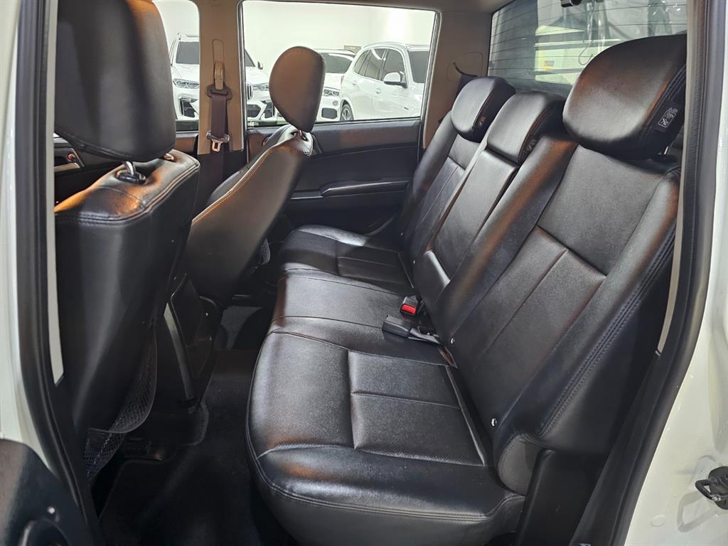 Ssangyong Korando - Vista 11