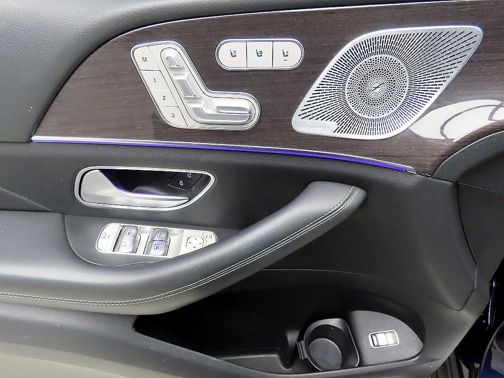 Mercedes Benz GLE Class - Vista 11