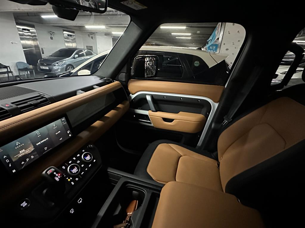 Land Rover Defender - Vista 11