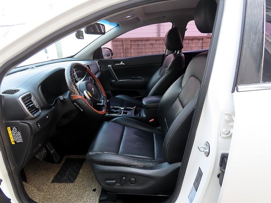 KIA Sportage - Vista 5