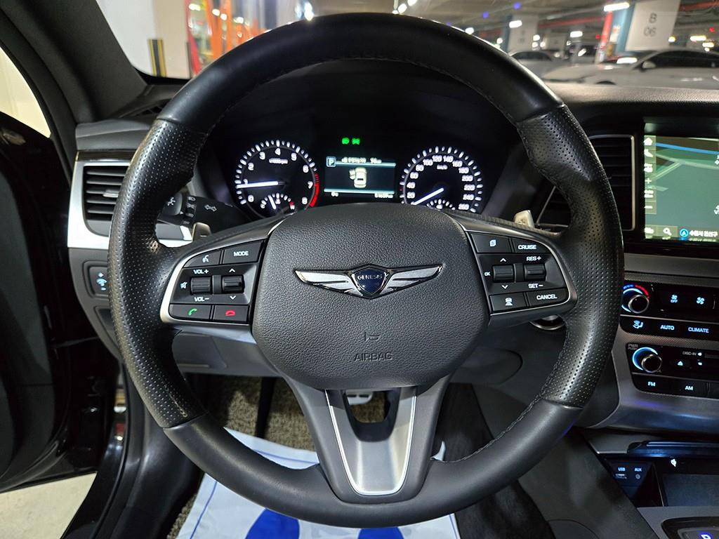 Genesis G80 - Vista 8