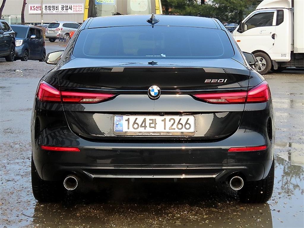 BMW 2 series - Vista 4