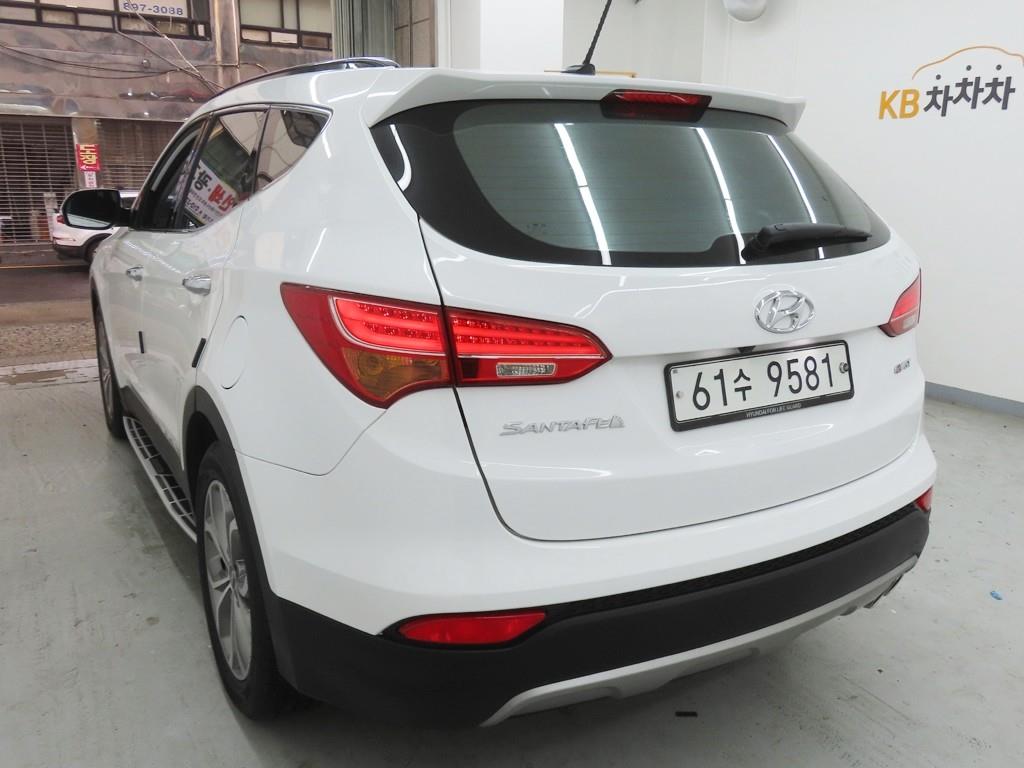 HYUNDAI Santa Fe - Vista 4
