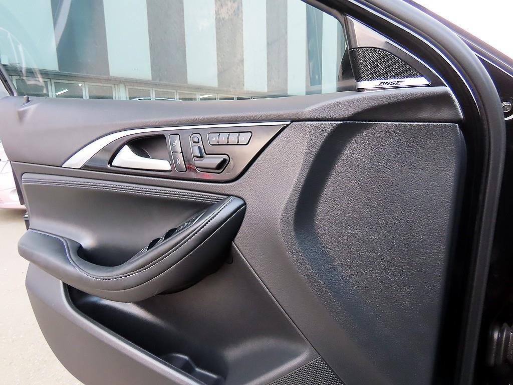 Infiniti Q - Vista 11